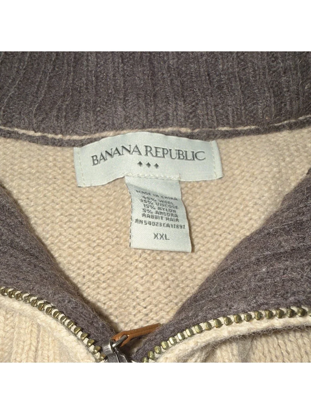 Banana Republic Men's XXL Beige Wool Blend 1/4 Zip Mock Neck Knit Sweater
